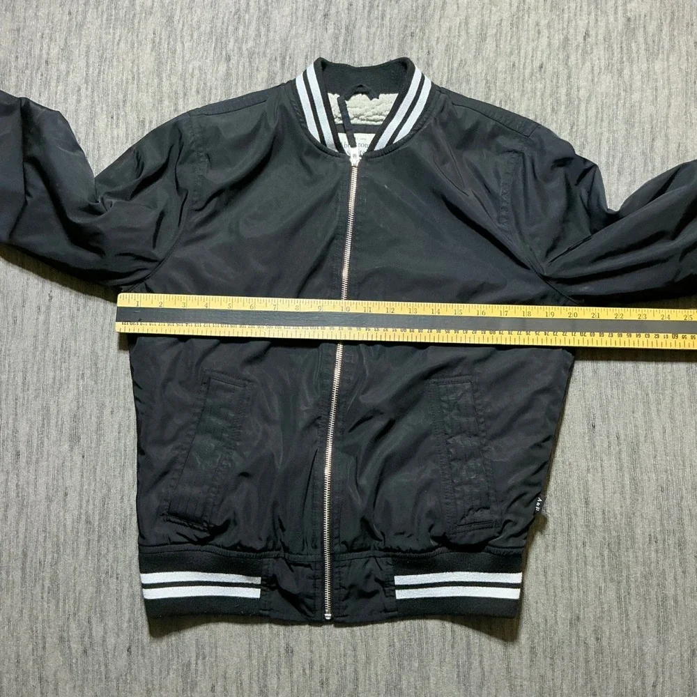 Abercrombie & Fitch Mens XS Black Sherpa Lined Bomber Jacket Varsity Striped